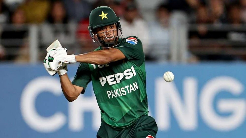 Pakistani Batsman Embarrassing Record